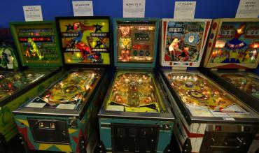 12 Pinball Games Inspired by Casino Gambling & Casinos