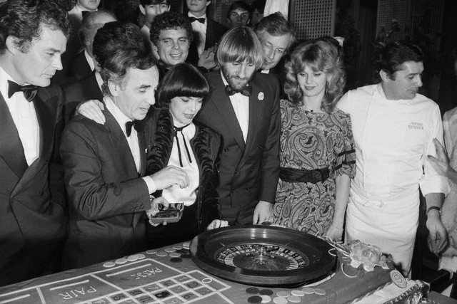 French Celebrities at New Roulette Table