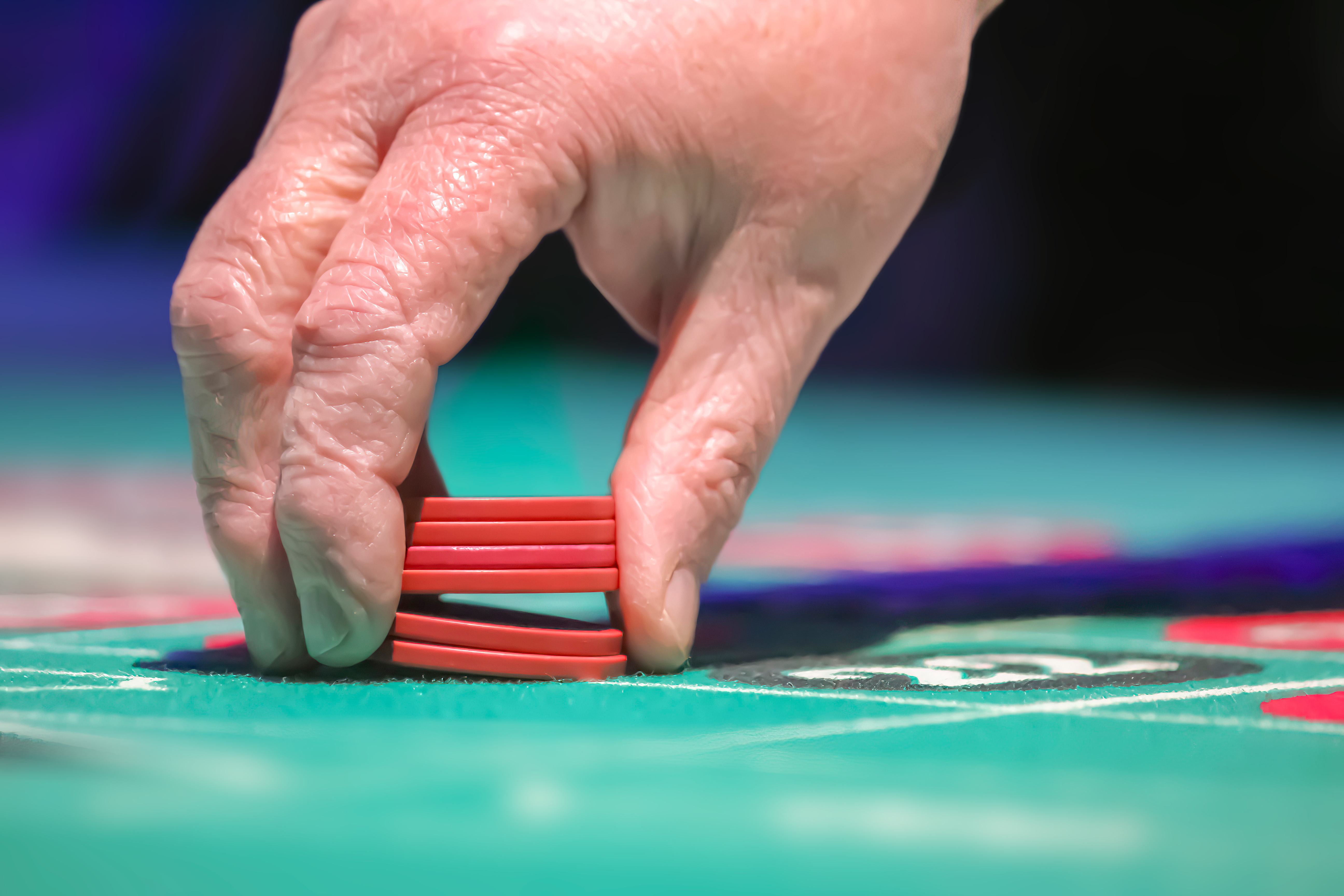 placing chips roulette