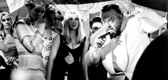 007 casino royale scene, 1966