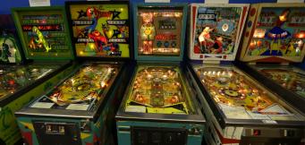 12 Pinball Games Inspired by Casino Gambling & Casinos