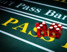 Craps dice