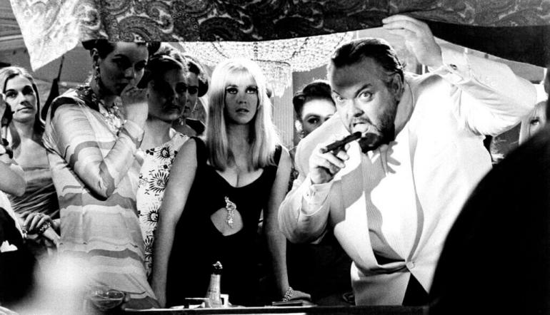 007 casino royale scene, 1966