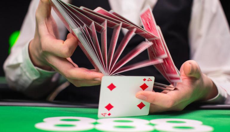 How to Become a Blackjack Dealer